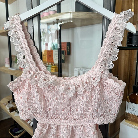 NEW BTB Los Angeles Alana Lace Maxi Dress - Picture 6 of 7